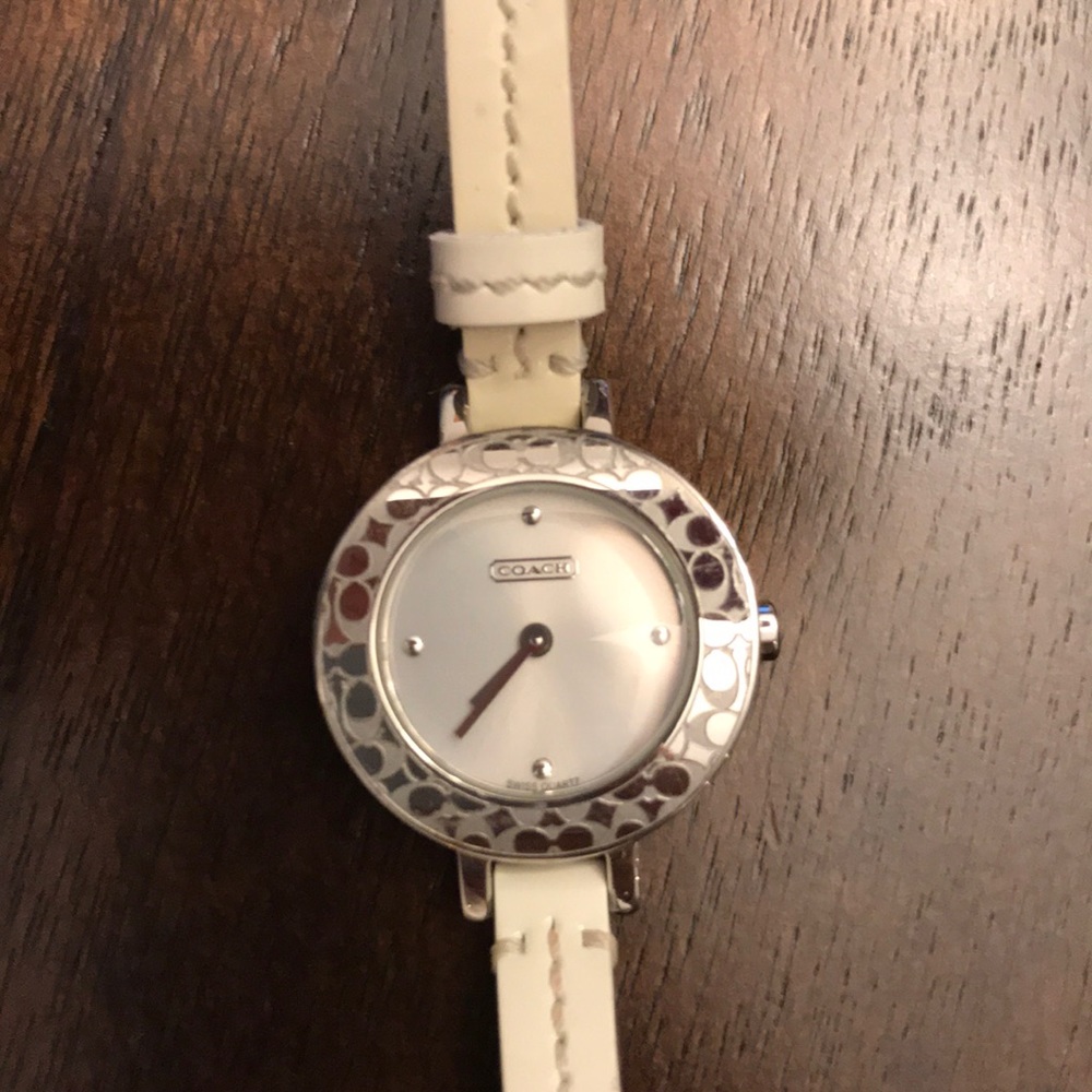 Coach watch - Picture 3 of 4